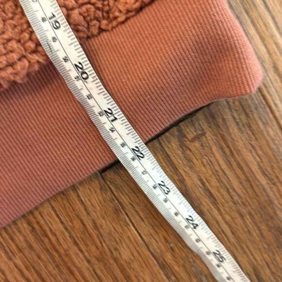 Old Navy burnt orange Sherpa crewneck sweater small - Picture 6 of 9